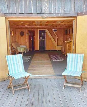 Summerhouse Only Few M From The Sea, With Sauna! Kasmu Exterior photo